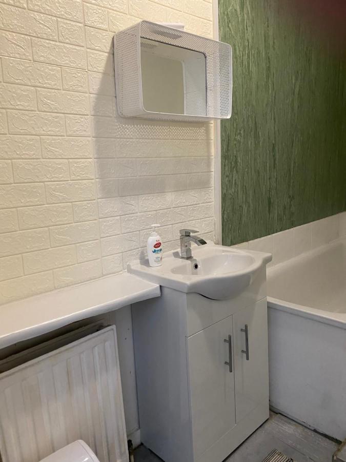 Double Room ロンドン エクステリア 写真